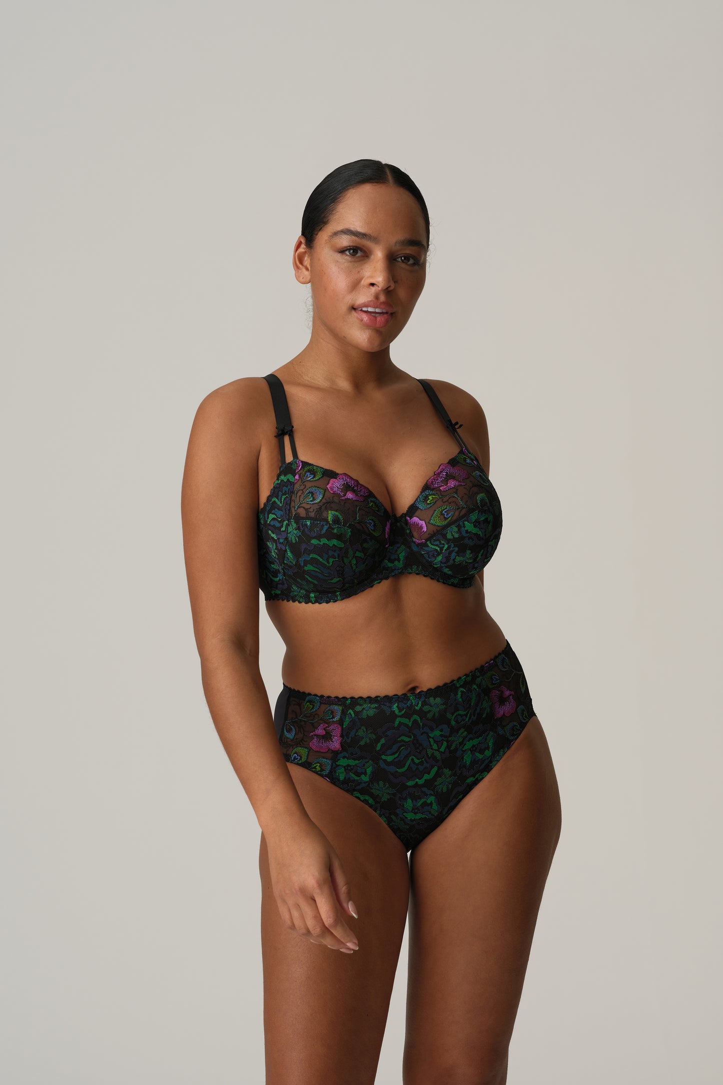 Primadonna San angel volle cup bh Peacock Feather