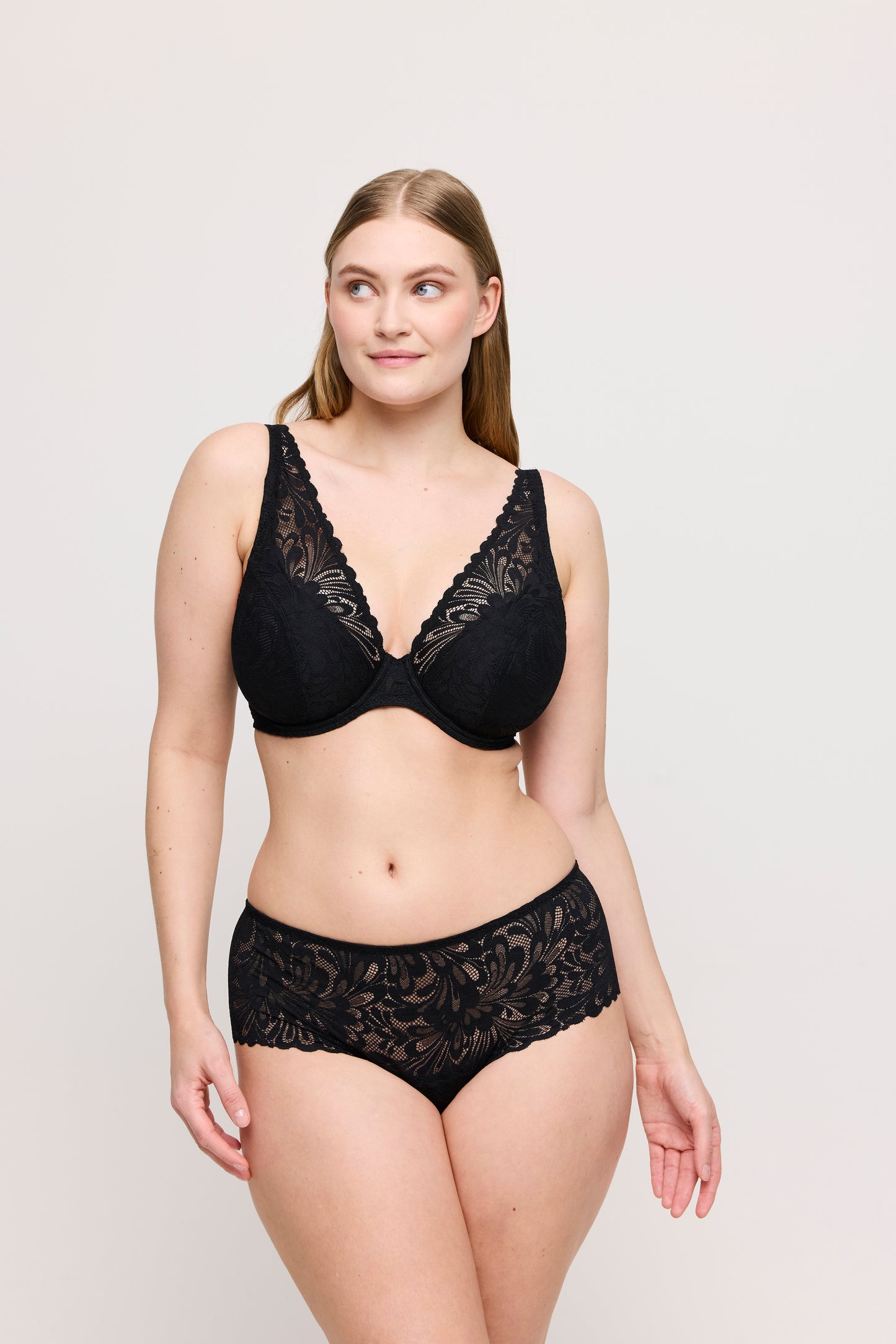 Primadonna Twist Rupi hotpants zwart