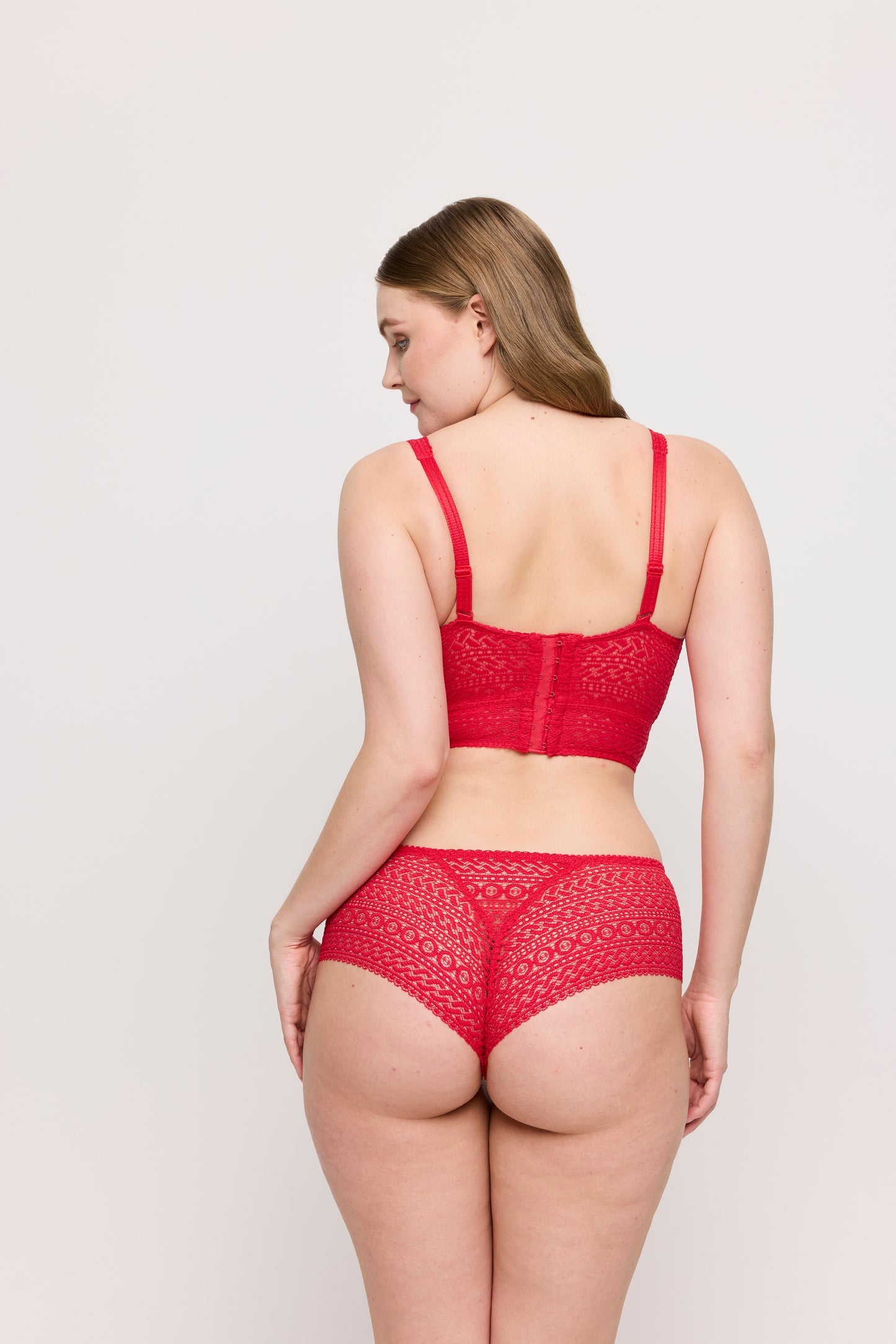 Primadonna Montara luxe string true red