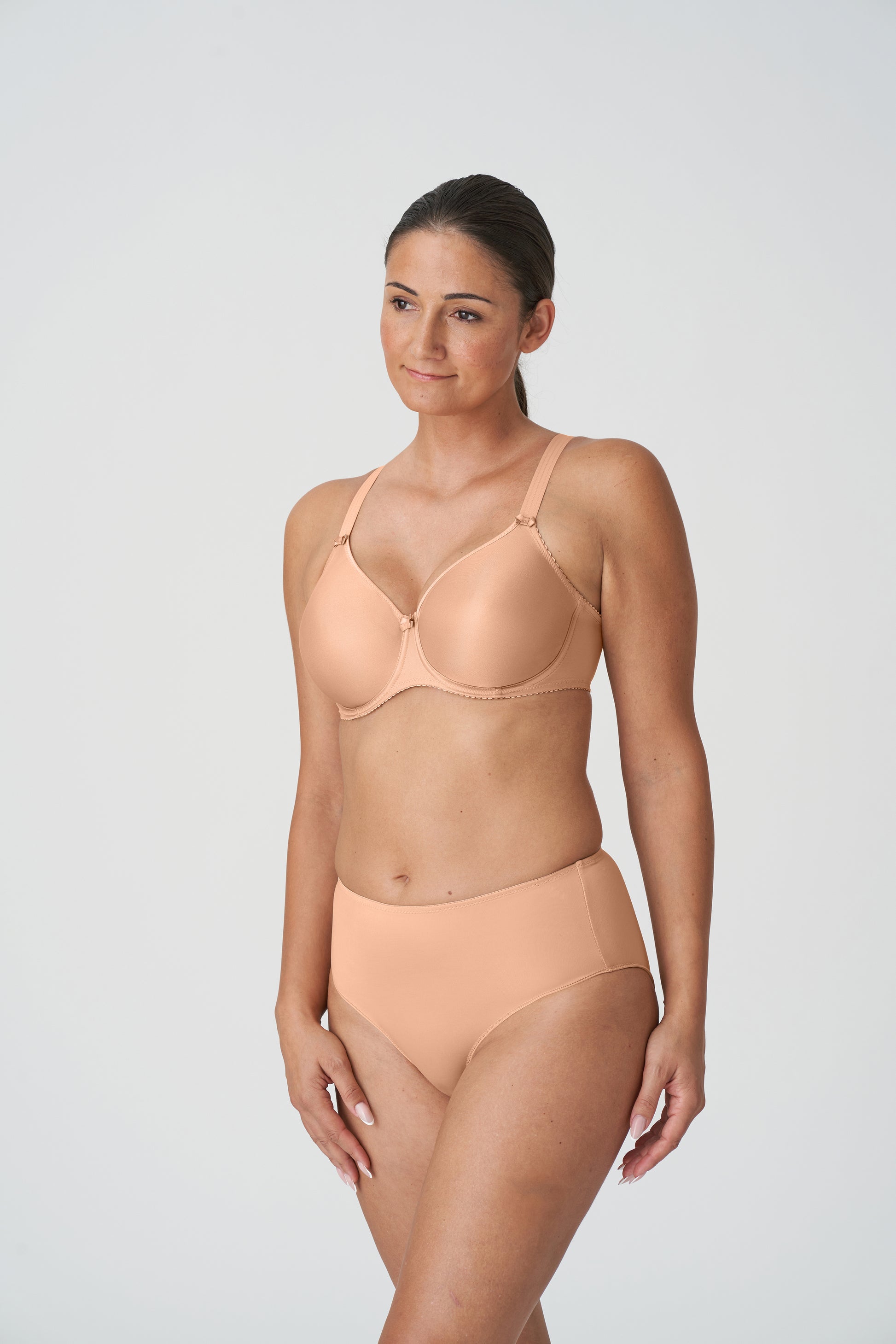 Primadonna Satin volle cup bh naadloos light tan