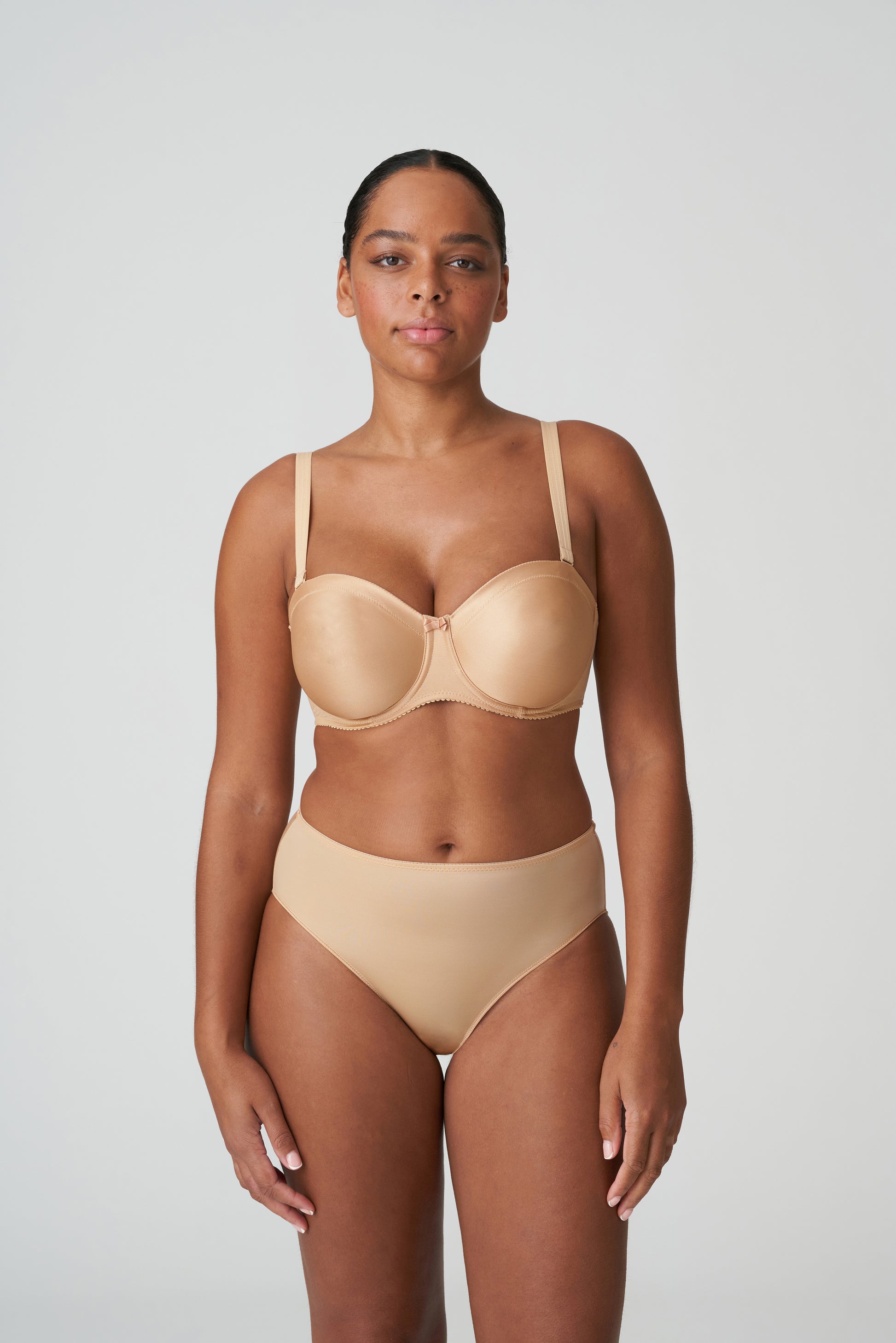 Primadonna Satin strapless bh zonder mousse cognac