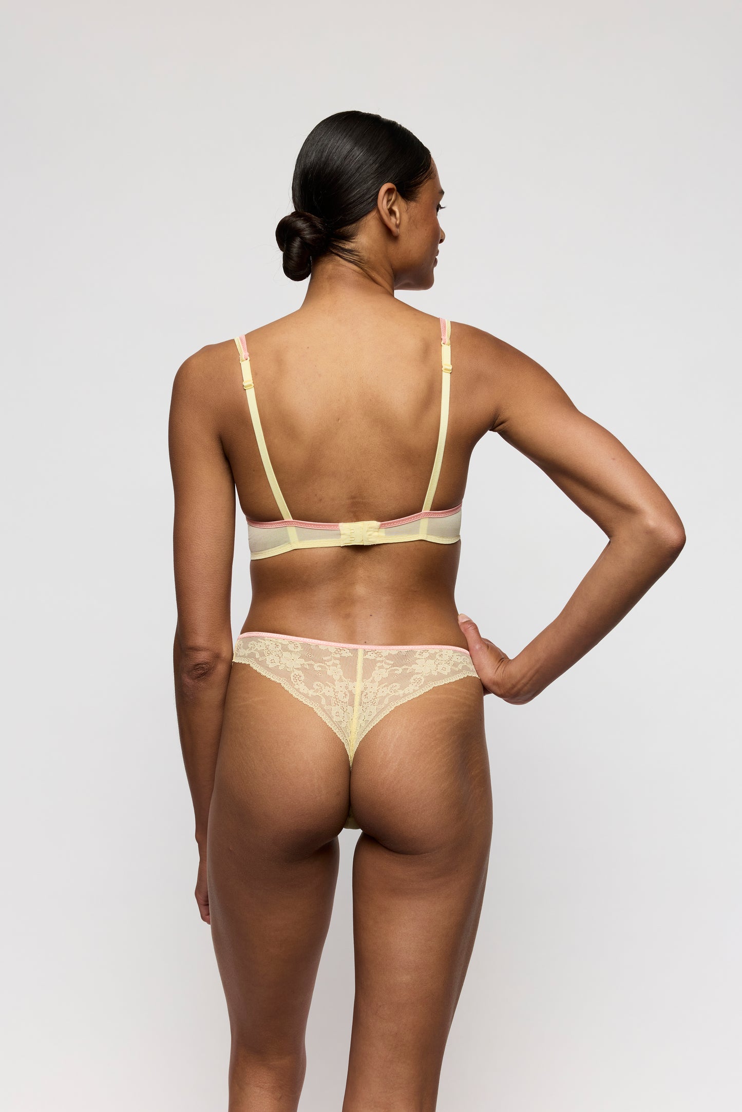 Marie Jo Lizelot string French Vanilla