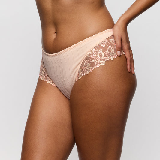 Primadonna Deauville luxe string venus