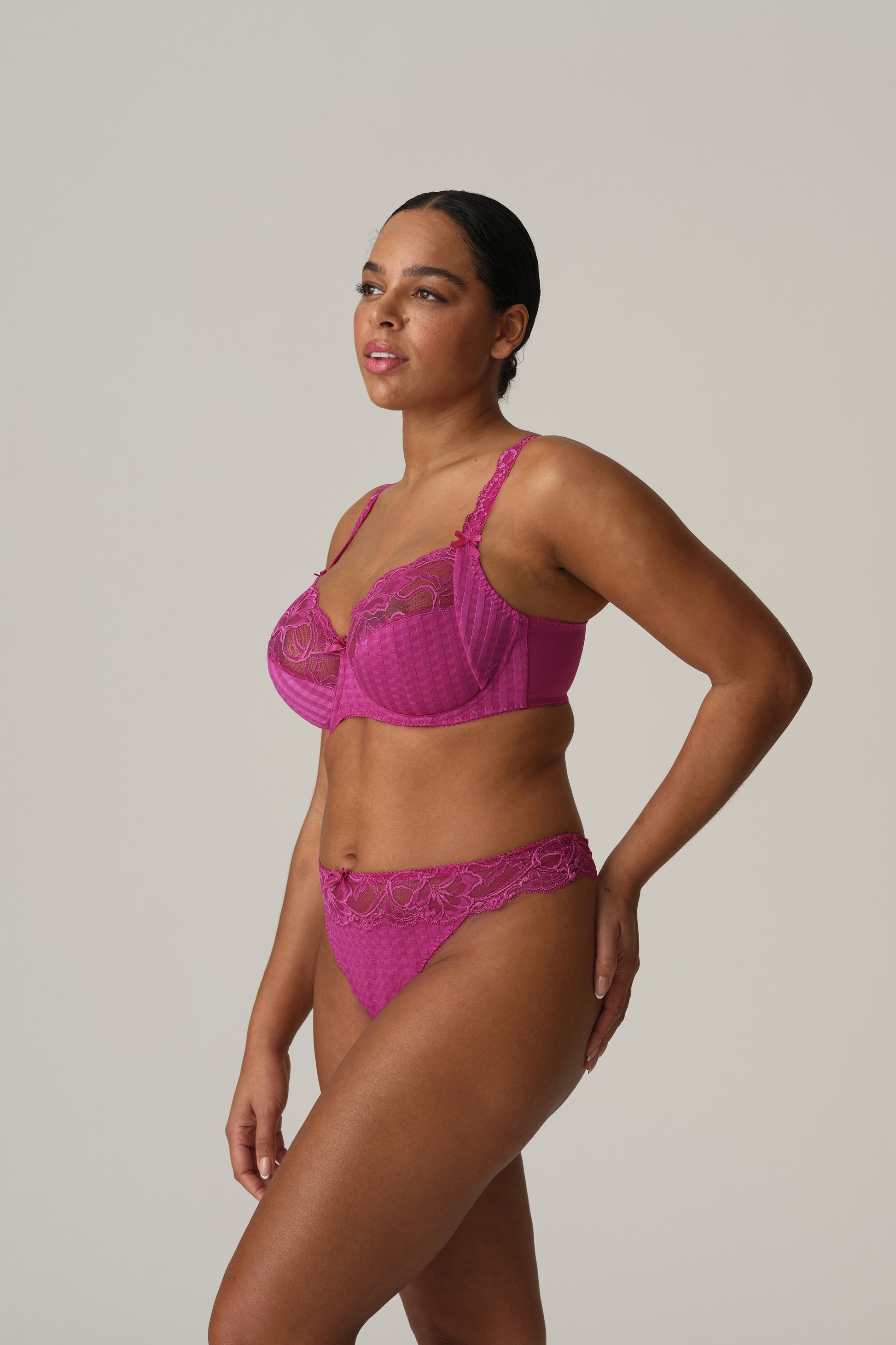 Primadonna Madison string Fuchsia Fiesta