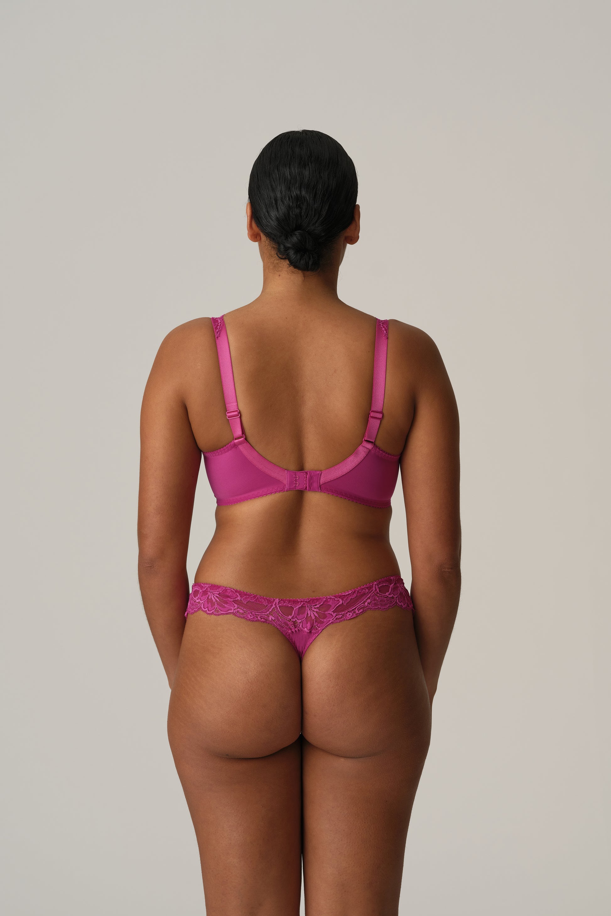 Primadonna Madison string Fuchsia Fiesta