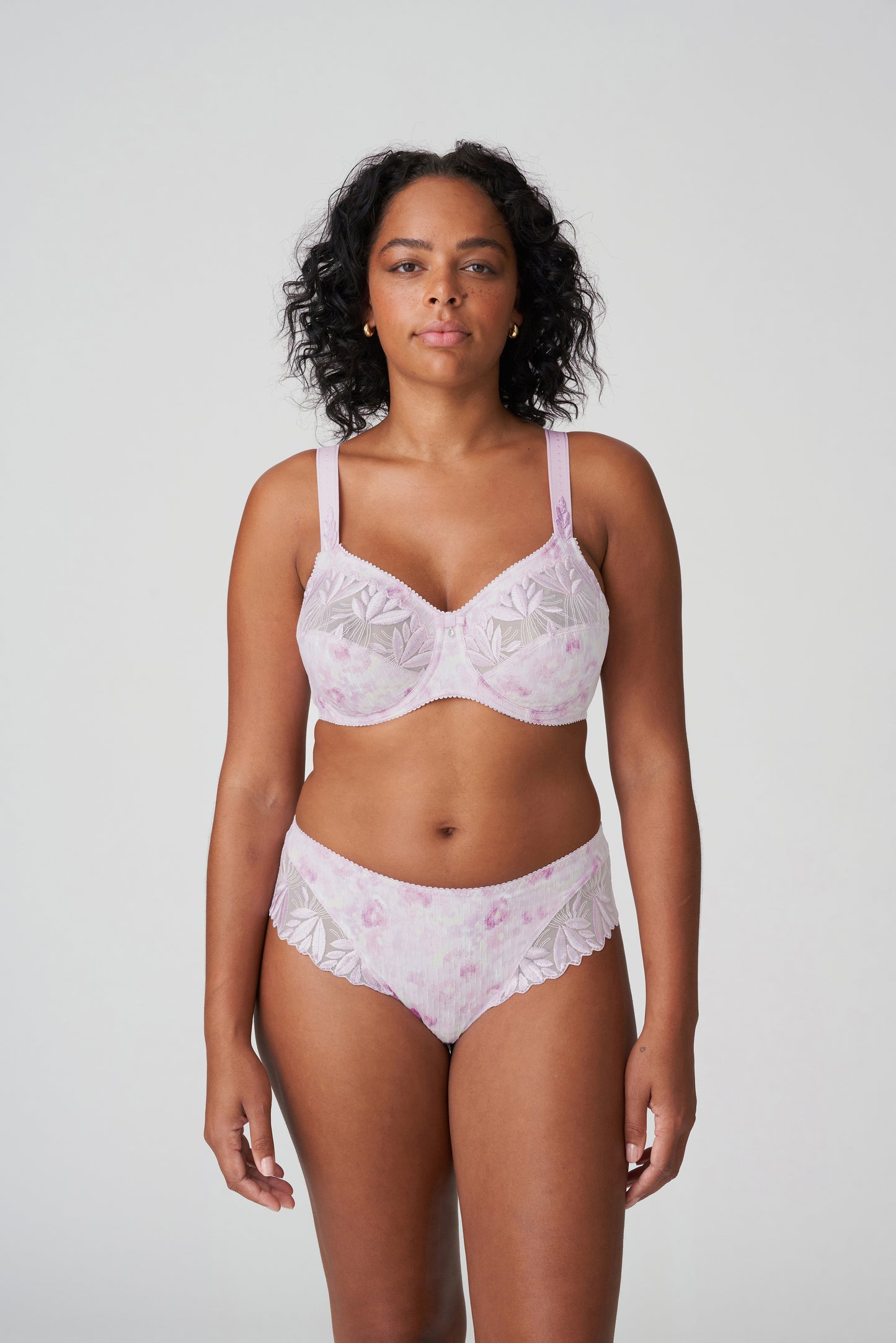 Primadonna Orlando luxe string sweet violet