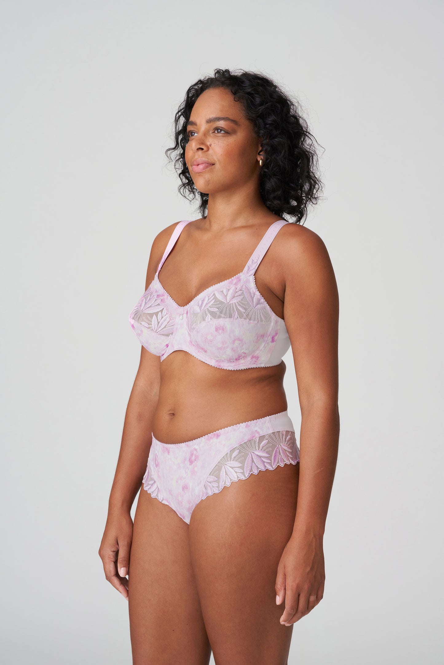 Primadonna Orlando luxe string sweet violet