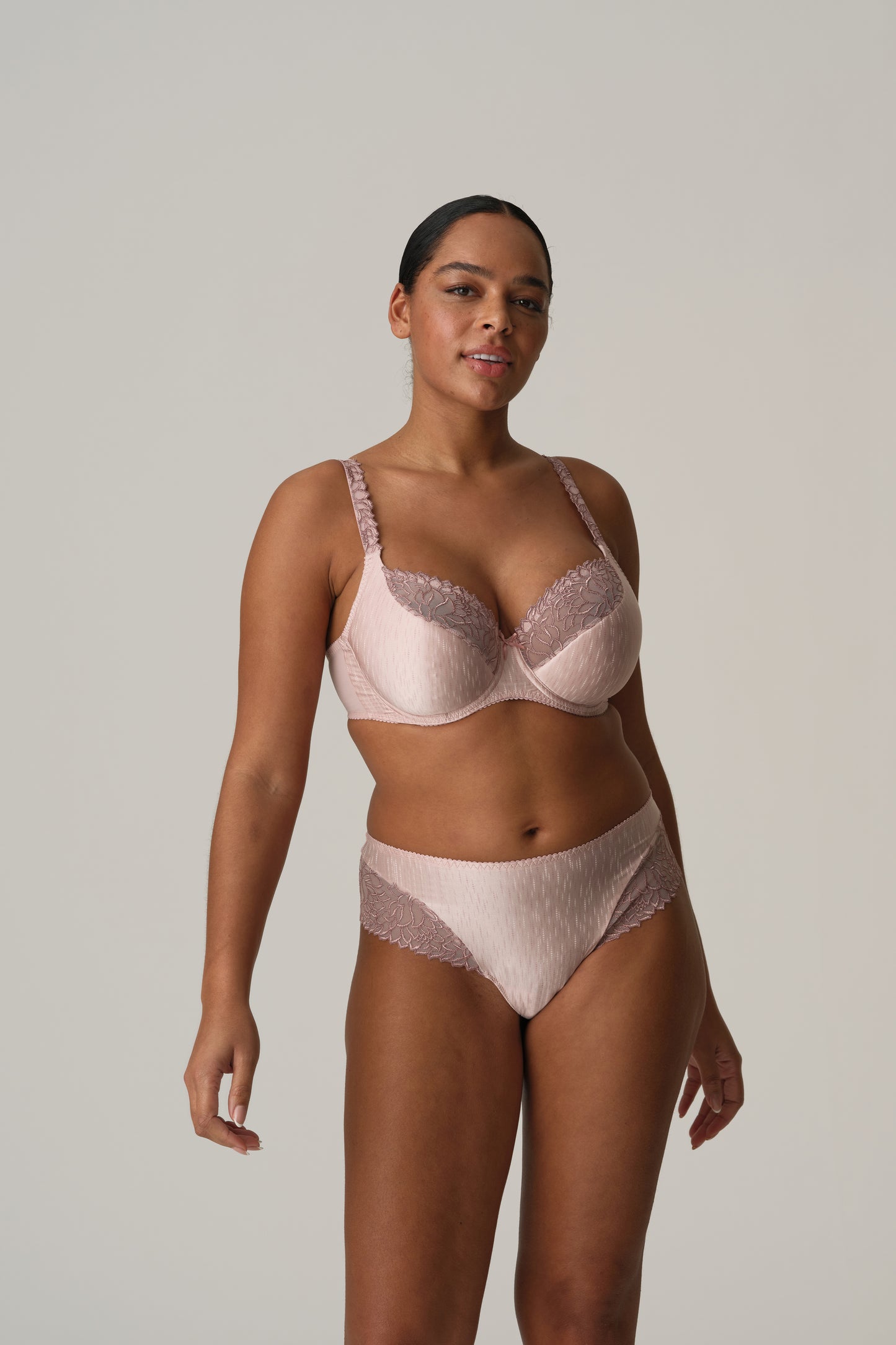 Primadonna Monterrey luxe string Vintage Pink