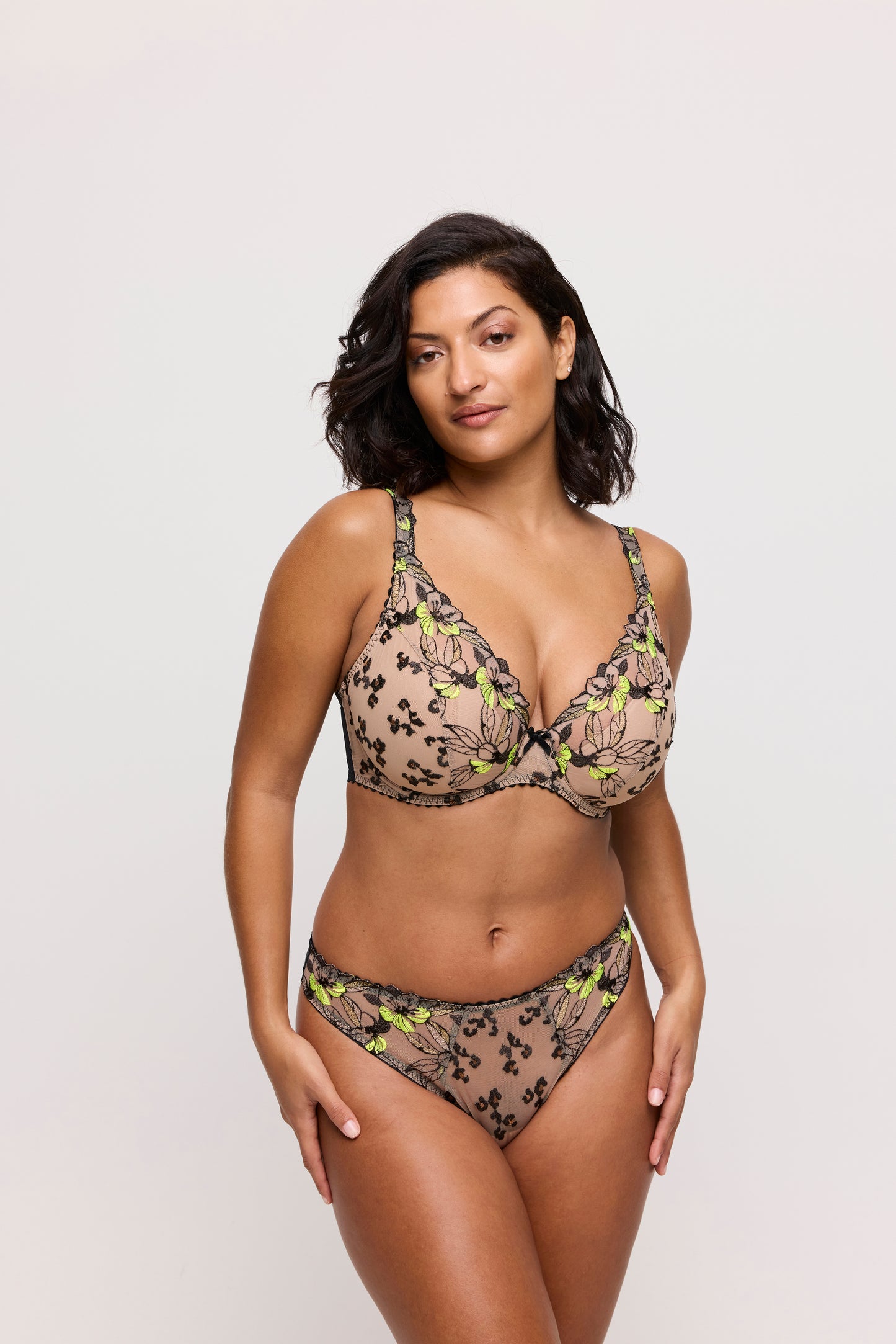 Primadonna Manali string Wild Bloom