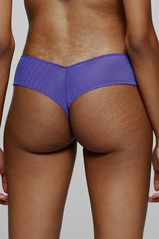 Sarda Shavonne string funky violet