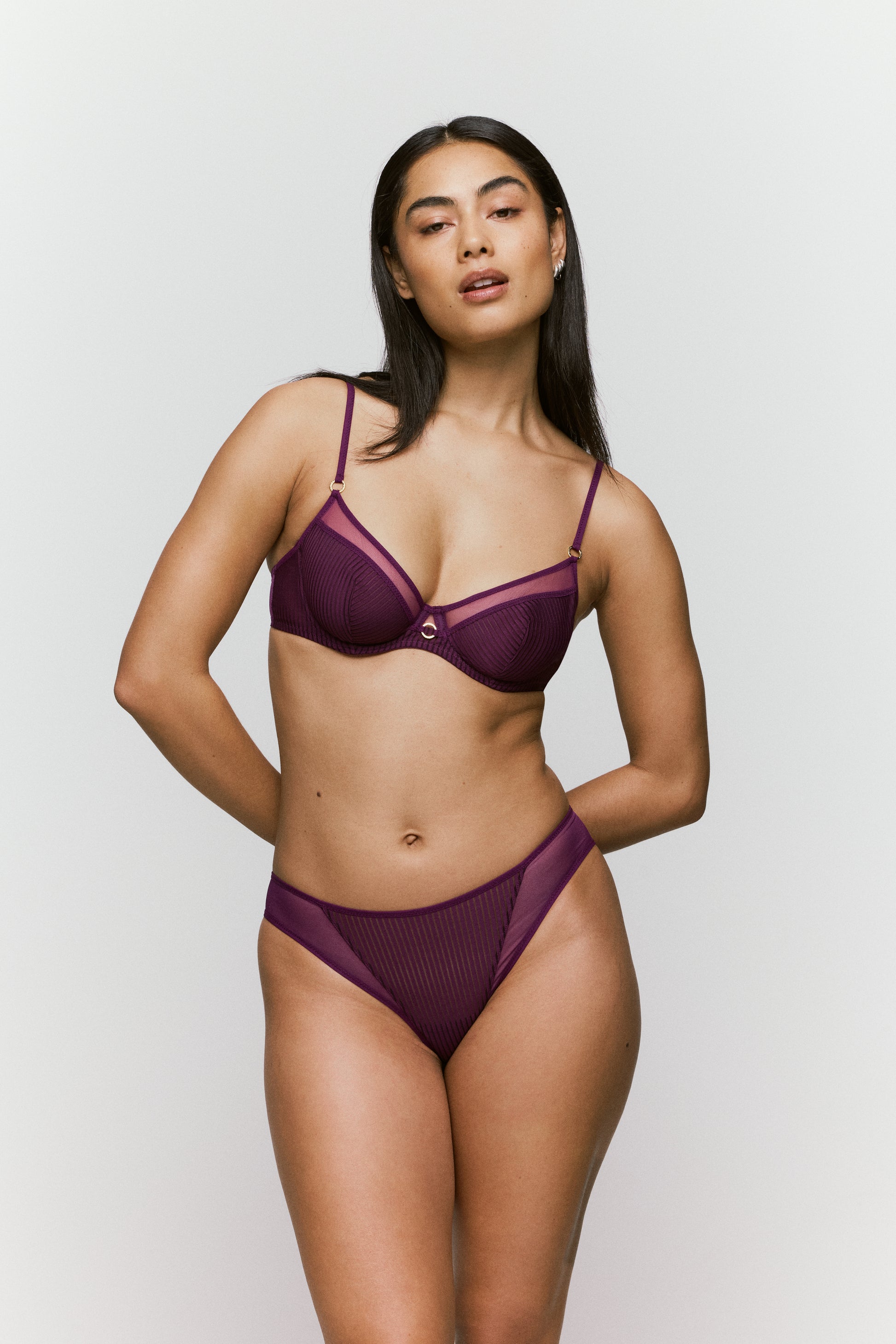 Sarda Radia rioslip glossy purple