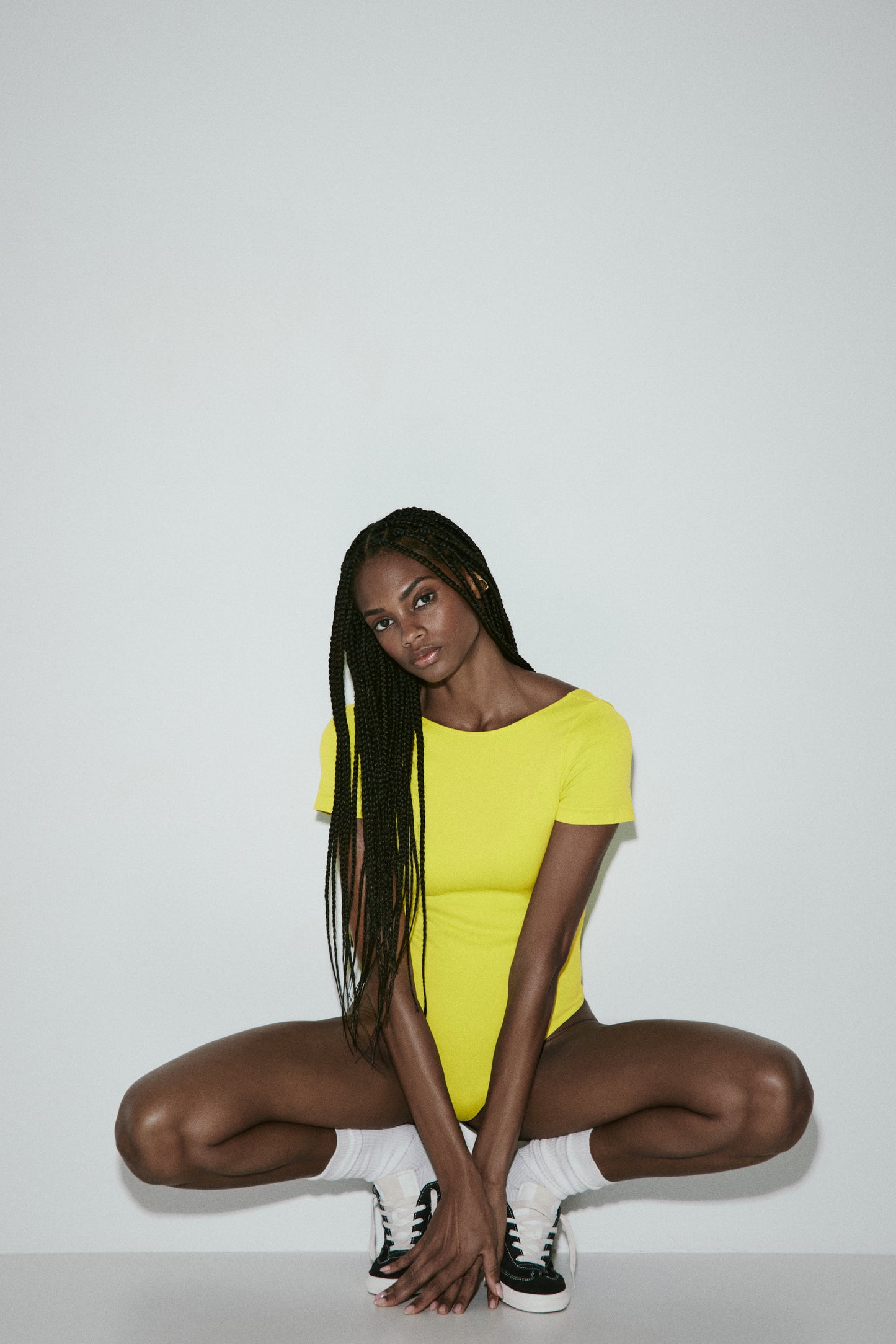 Sarda Perry body Blazing Yellow