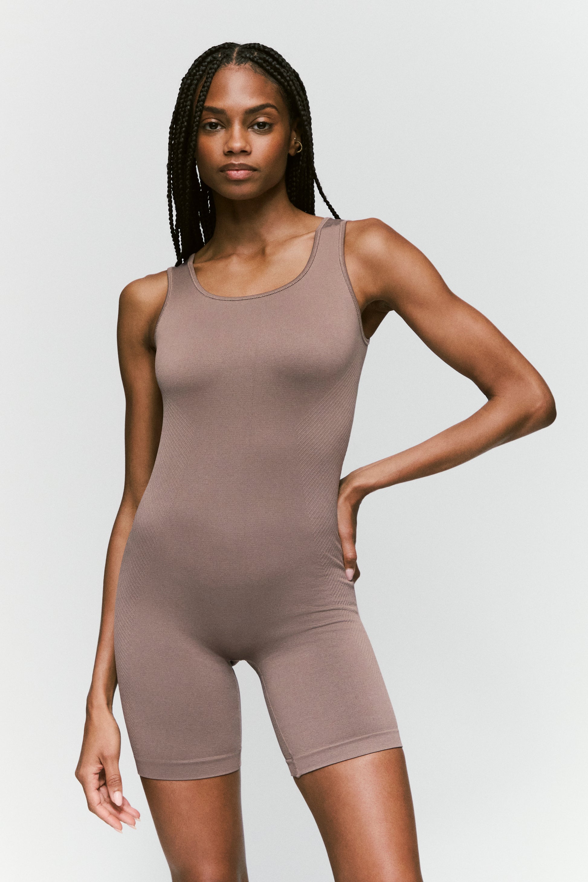 Sarda Perry onesie taupe