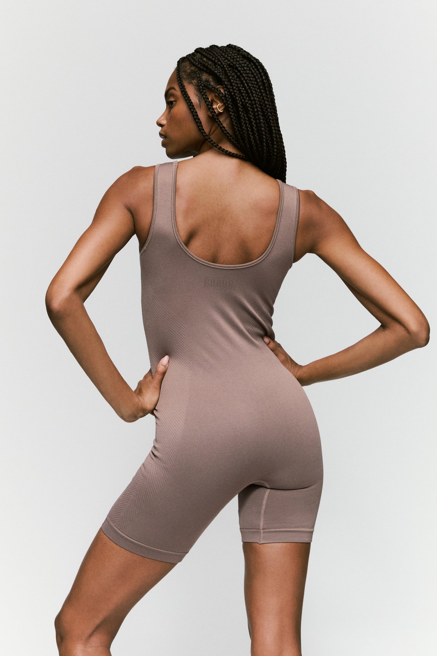 Sarda Perry onesie taupe