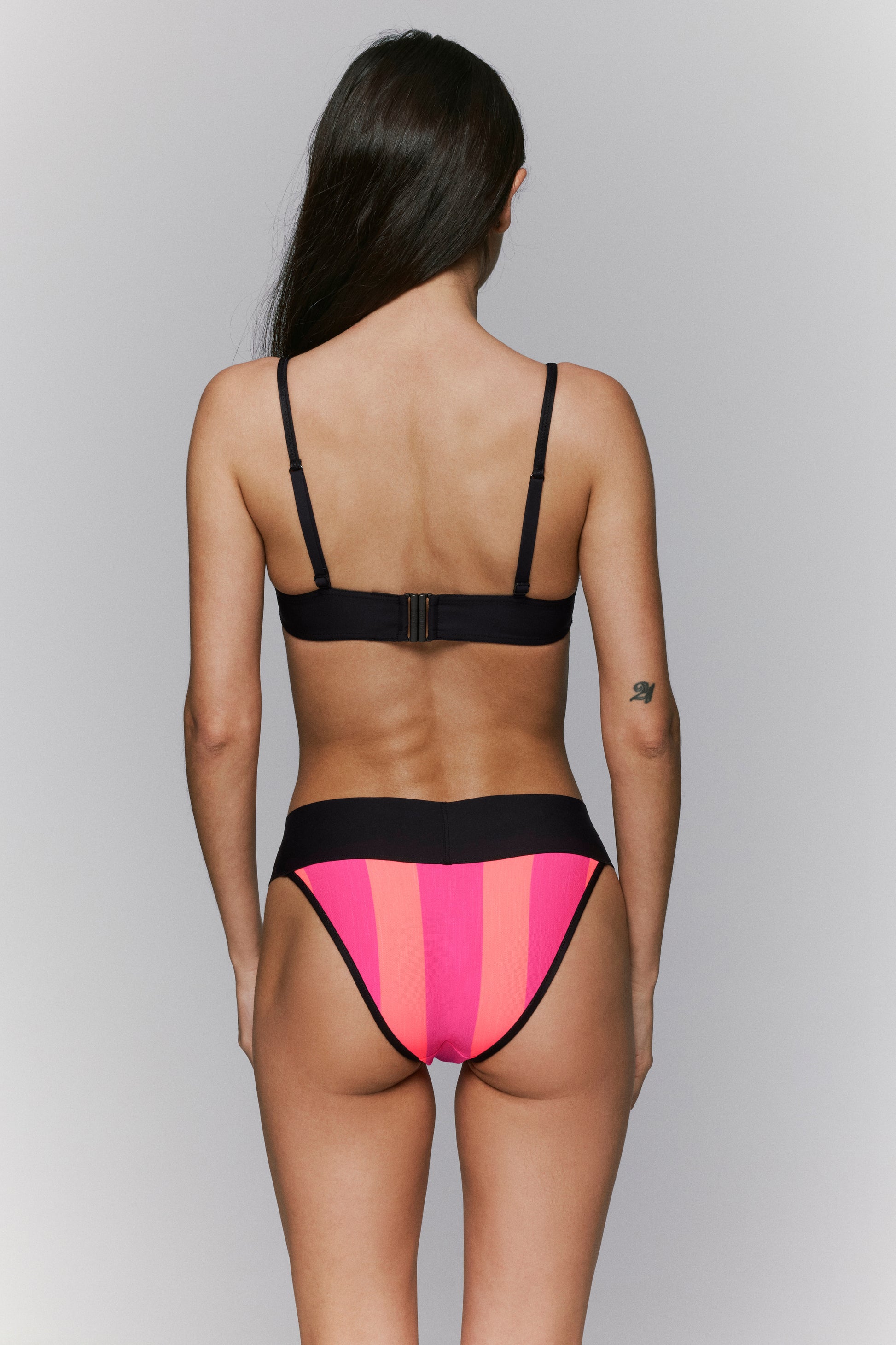 Sarda Swim Lin voorgevormde plunge bikinitop Neon Fiesta