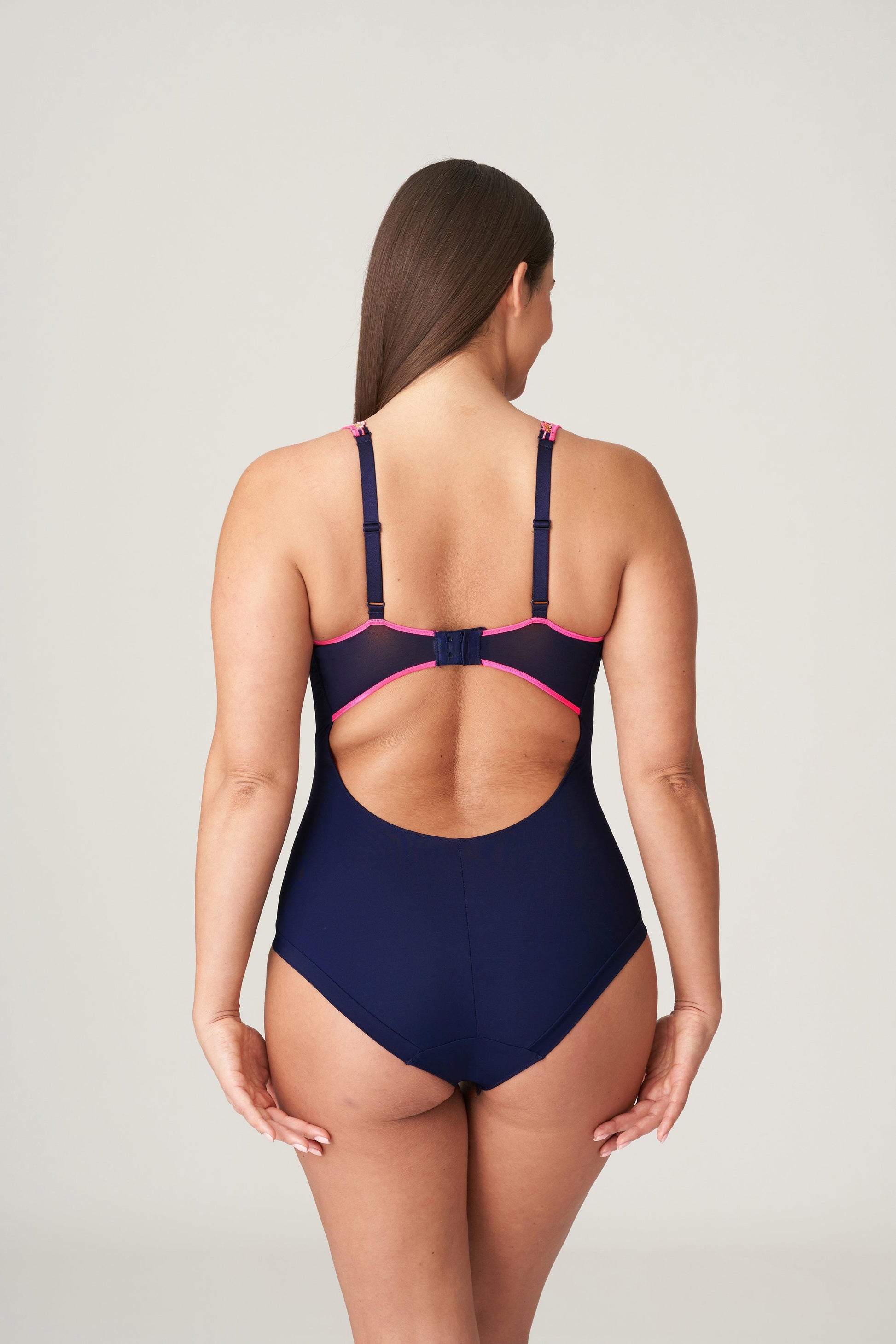 PrimaDonna Devdaha plunge body halve mousse cups velvet blue - Lingerie Valentijn