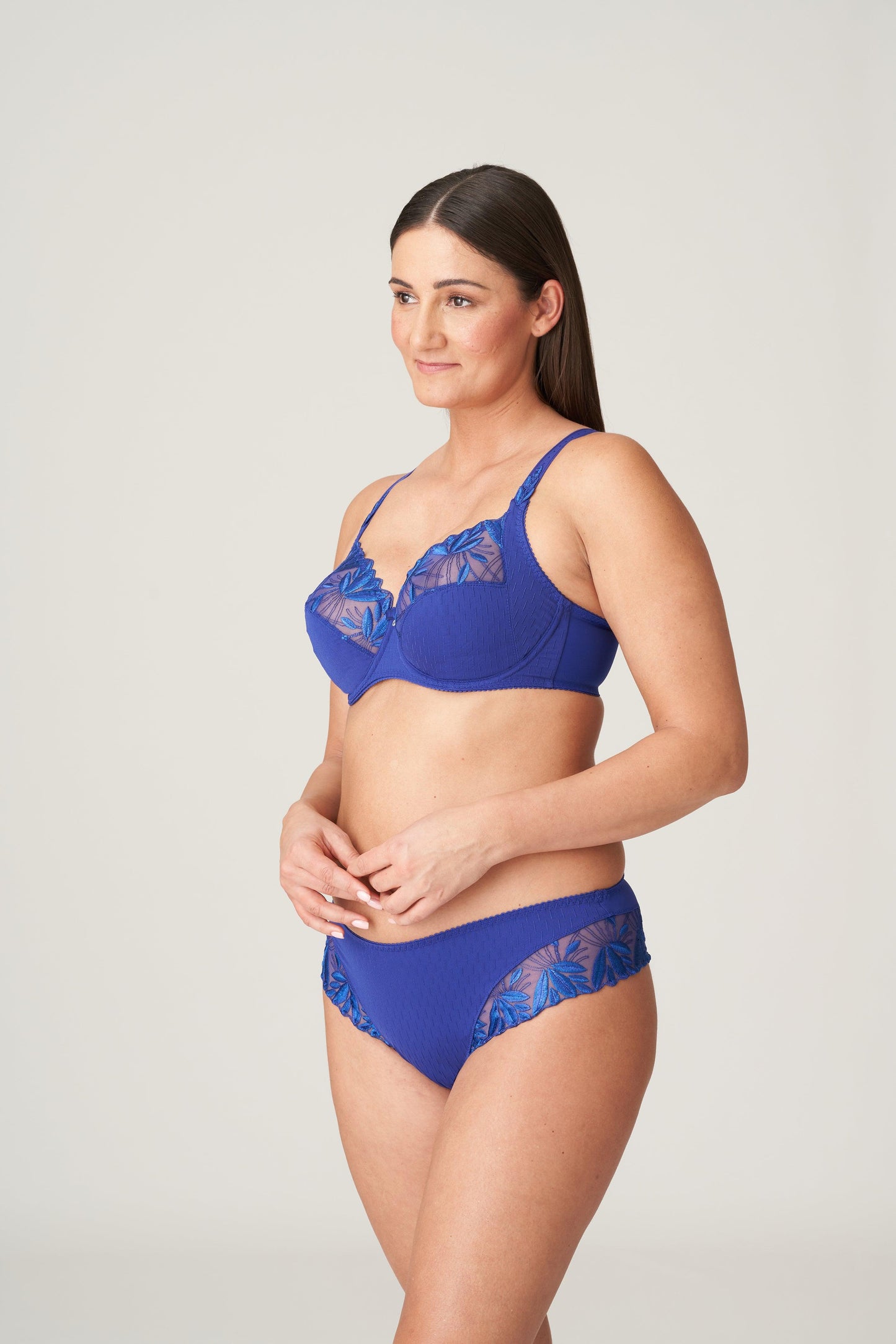 PrimaDonna Orlando luxe string crazy blue