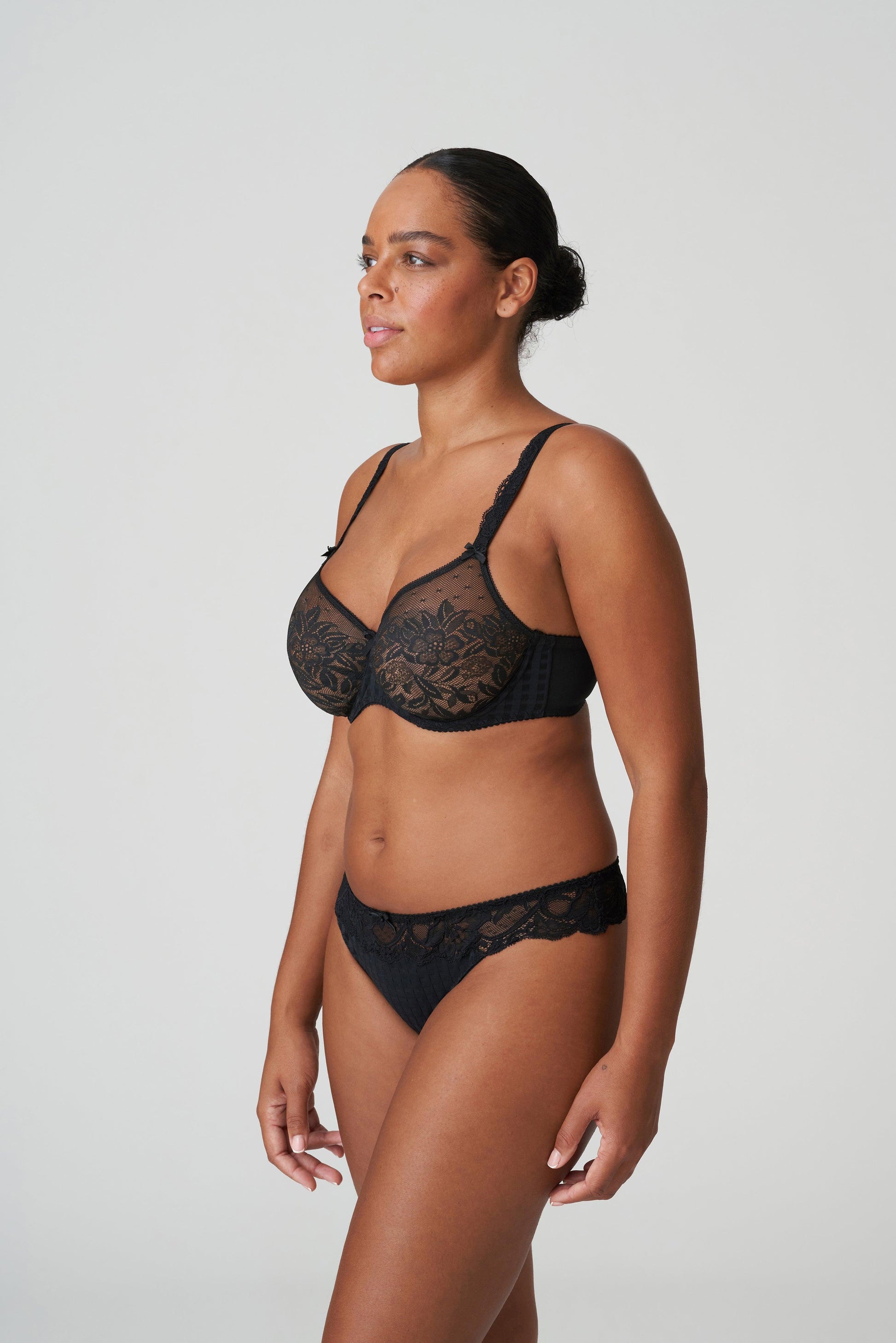 PrimaDonna Madison string zwart - Lingerie Valentijn