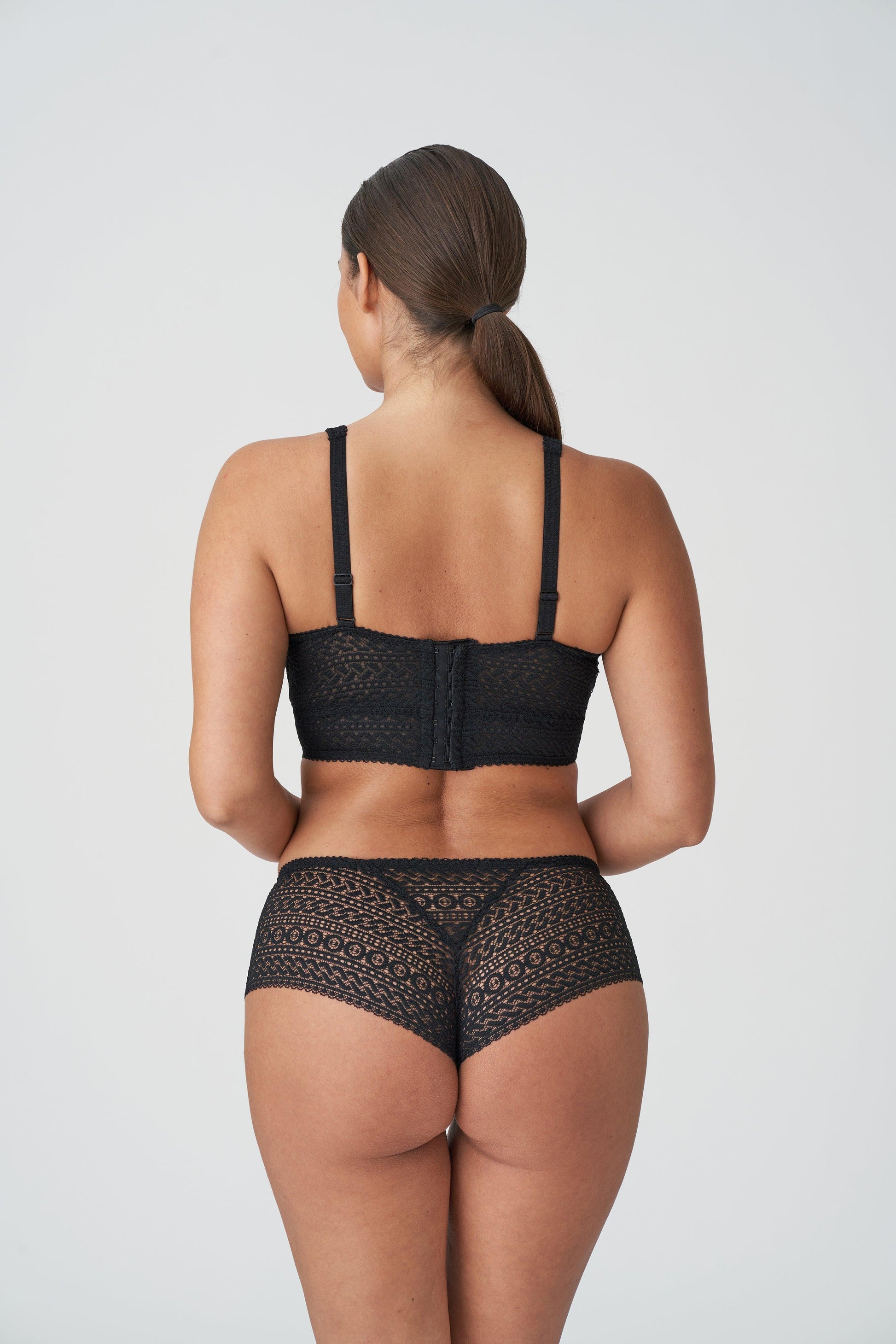 PrimaDonna Montara luxe string zwart - Lingerie Valentijn