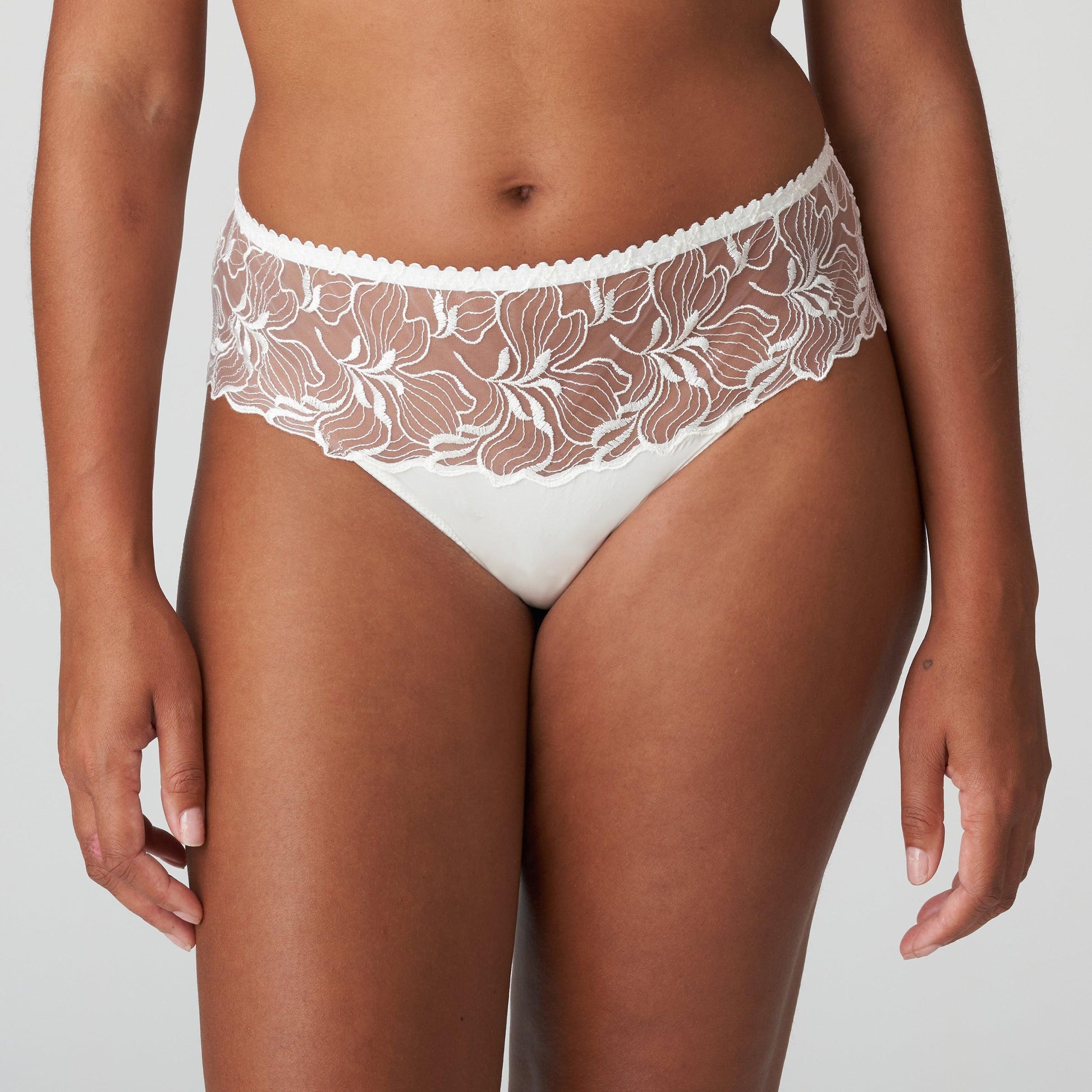 PrimaDonna Springdale luxe string natuur - Lingerie Valentijn