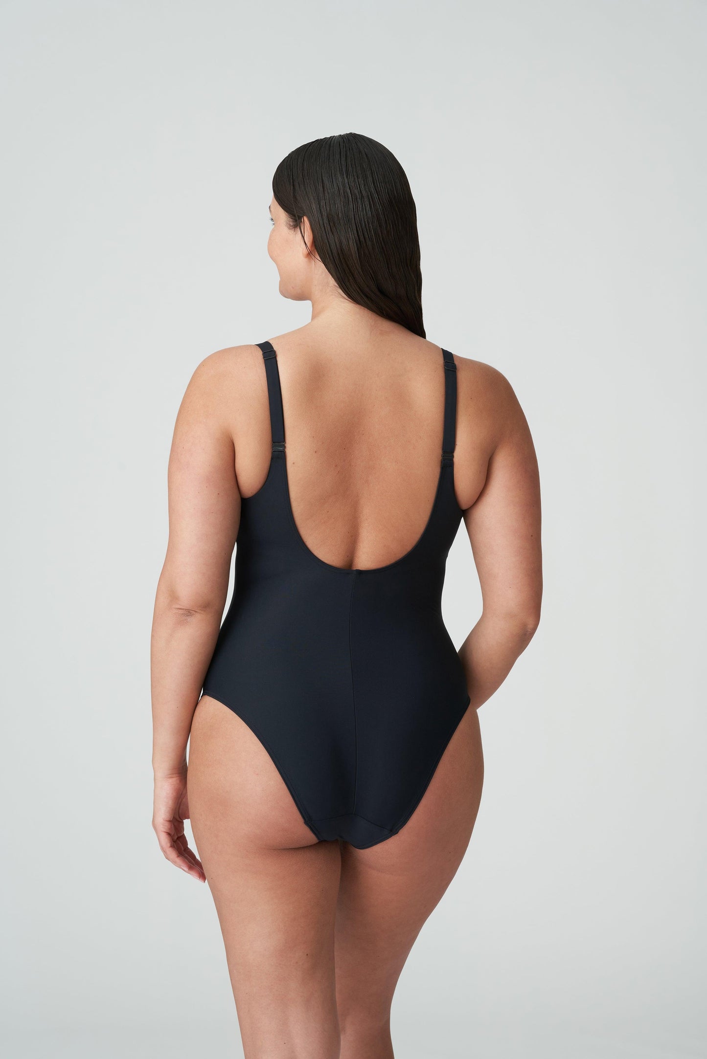 PrimaDonna Swim Damietta voorgevormd badpak beugelloos zwart - Lingerie Valentijn