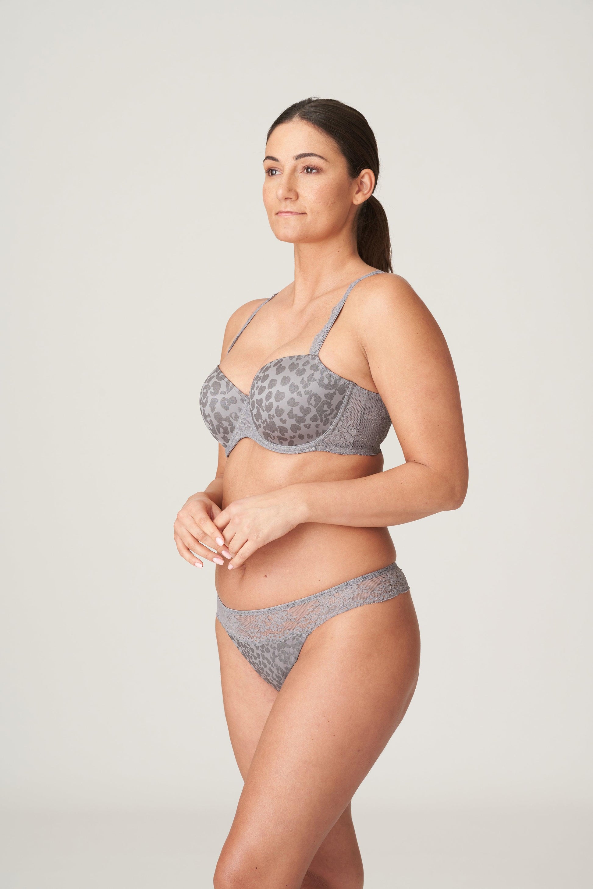 PrimaDonna Twist Cobble hill string Fifties Grey - Lingerie Valentijn